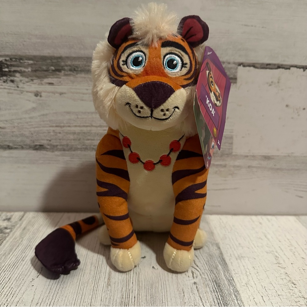 Vida The Vet Plush - Koa NEW
